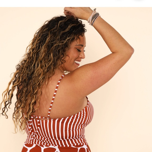 Coral Reef swimsuit in rust color **please note sizing** - Picture 6 of 7